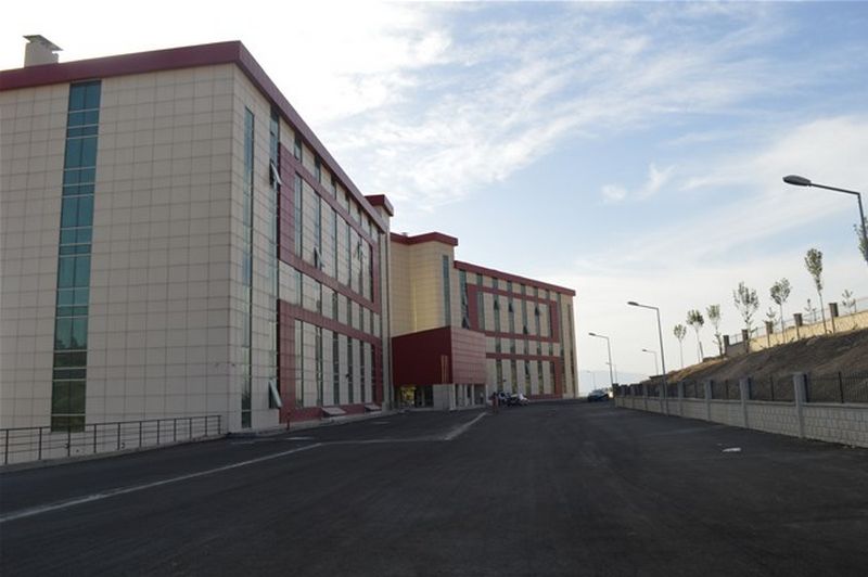 Yurt Binası